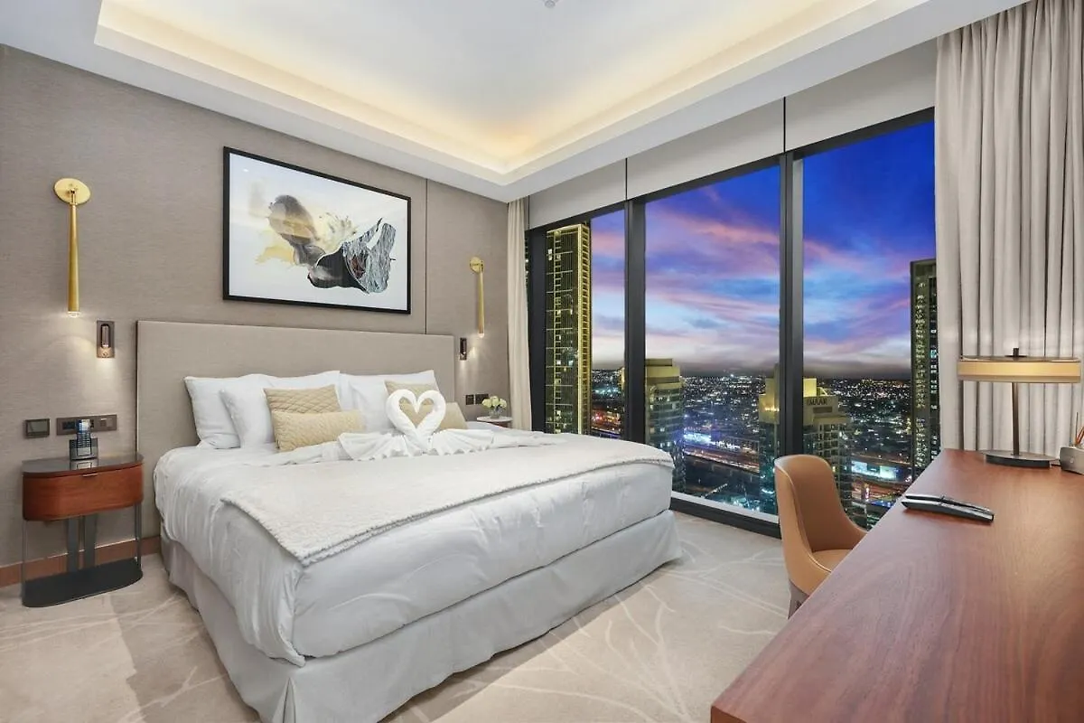 First Class 2Br Chic Downtown Escape Apartment Dubai