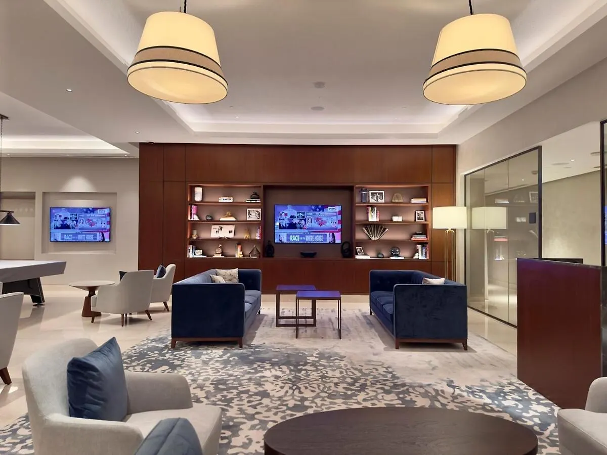 First Class 2Br Chic Downtown Escape Apartment Dubai