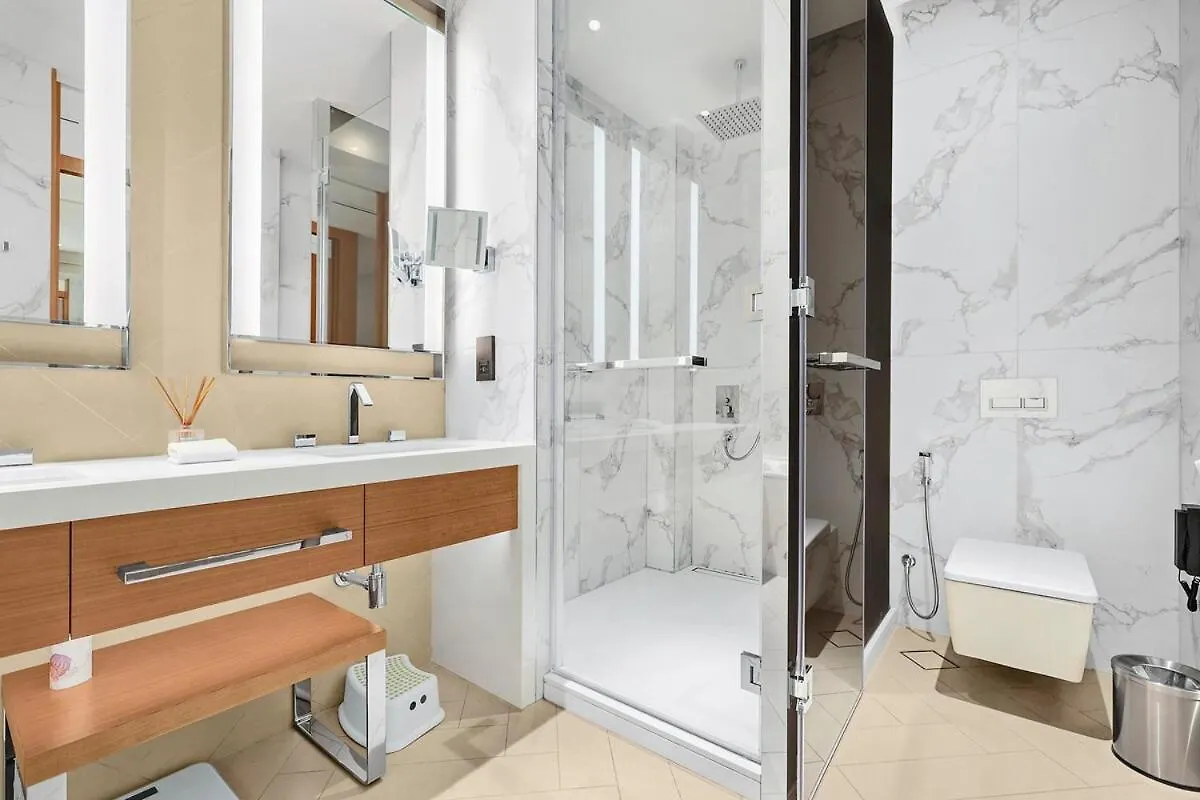 First Class 2Br Chic Downtown Escape Apartment Dubai