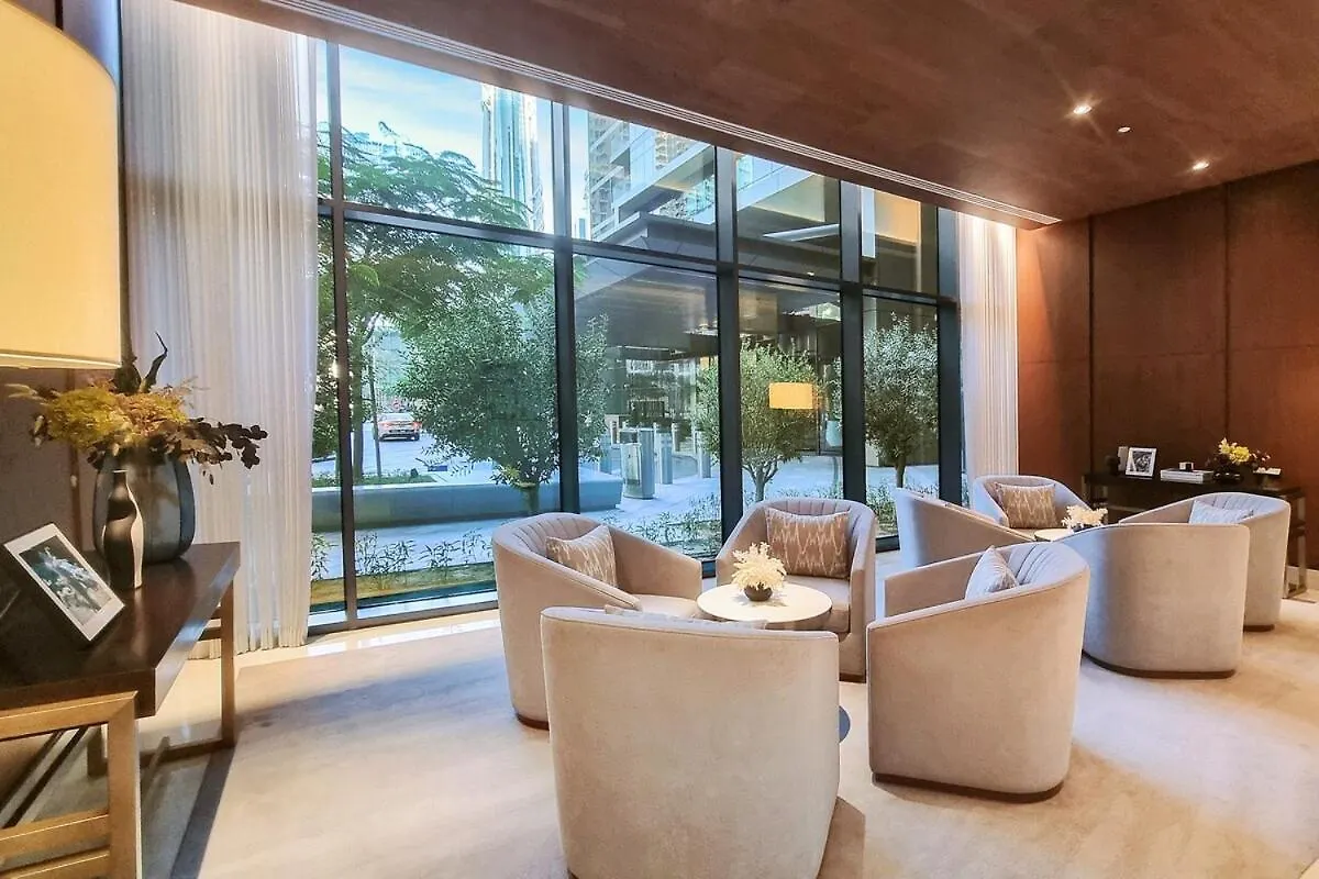First Class 2Br Chic Downtown Escape Apartment Dubai